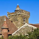 Сasa de vacaciones In Saint-beauzire With Garden And Private Terrace