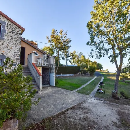 In Beauzire With Garden And Private Terrace Holiday home Saint-Beauzire (Haute-Loire)