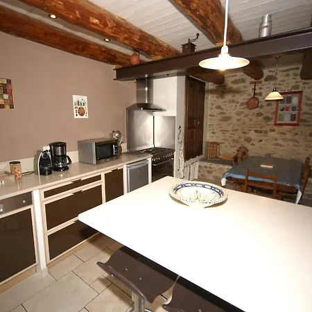 In Beauzire With Garden And Private Terrace