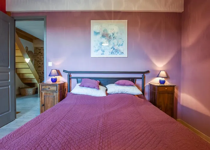 In Saint-beauzire With Garden And Private Terrace 度假居 圣比兹