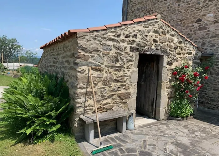 In Saint-beauzire With Garden And Private Terrace 度假居